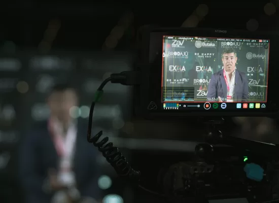 Agencia de producción audiovisual en Colombia. Creatividad, tecnología y experiencia para videos profesionales que necesita tu marca.