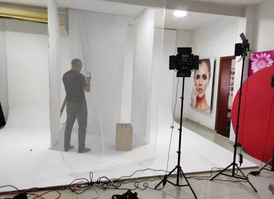 Agencia de producción audiovisual en Colombia. Creatividad, tecnología y experiencia para videos profesionales que necesita tu marca.