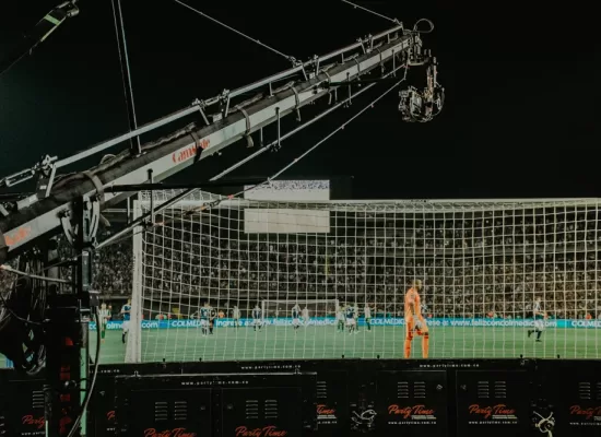 Agencia de producción audiovisual en Colombia. Creatividad, tecnología y experiencia para videos profesionales que necesita tu marca.